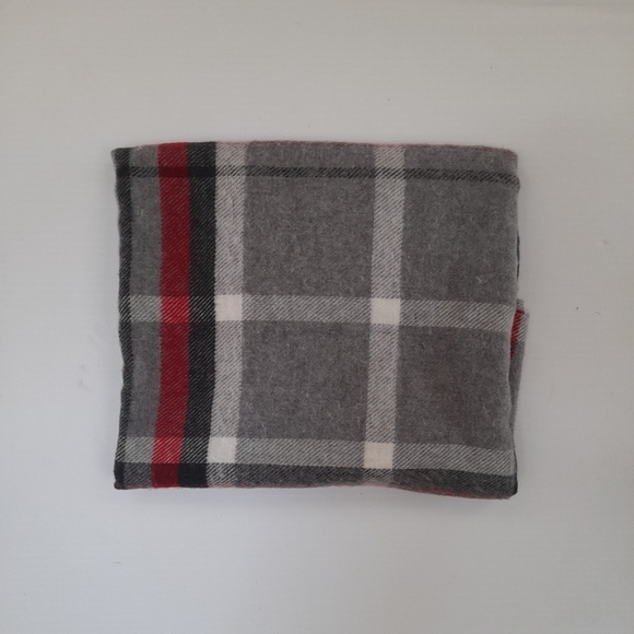 🇮🇹 L' Accessorio Italiano Made in Italy Gray Plaid Winter Scarf - Picture 3 of 10